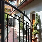 Отель Oliva