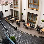 Oliva Otel Veszprém