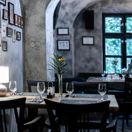 Oliva 4* Veszprém