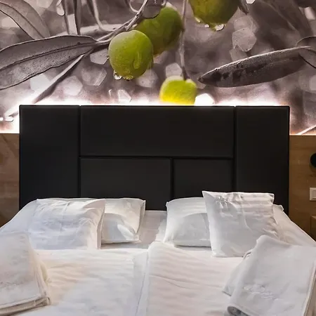 Oliva Otel Veszprém