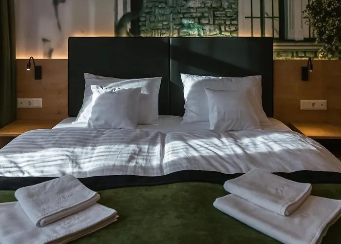 Oliva Hotel 4*